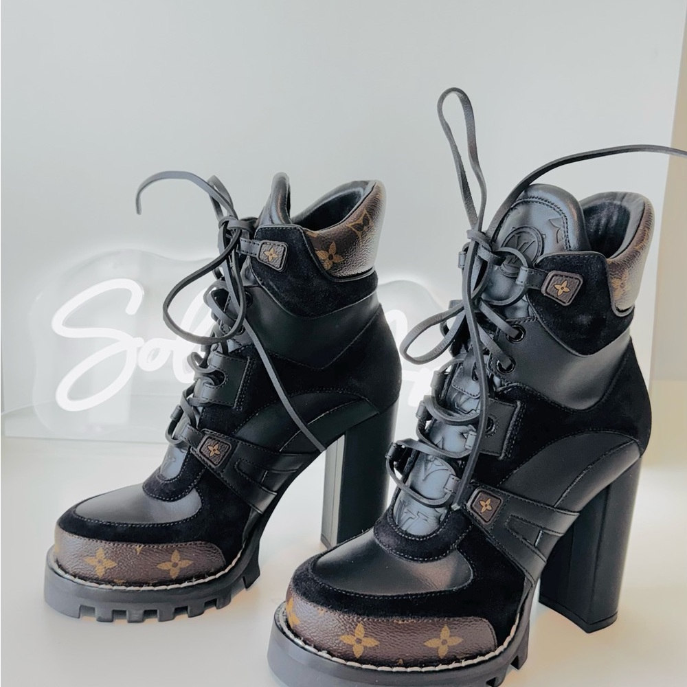 Louis Vuitton Black and Brown Lace Up Boots